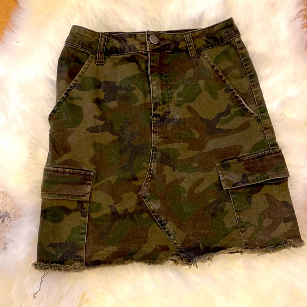 BP cargo and camp mini skirt